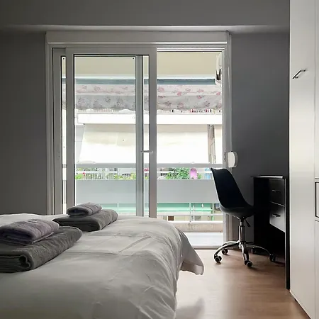 3-bedroom Fabulous In The City Center Apartment Athens