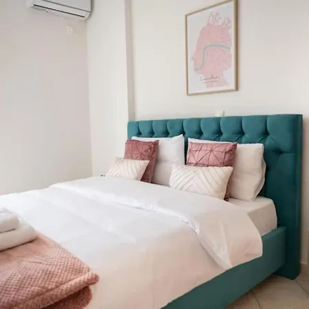Apartment Breathtaking View In Glyfada *