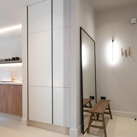 Muse By Lobbysquare Apartment Athens