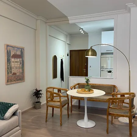 Syntagma Hideaway Luxury Apartment