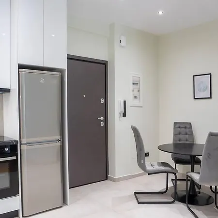 Apartment Contemporary Comfort In