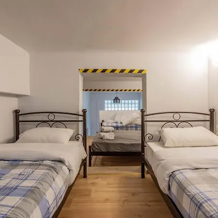 Apartment Bourgogne Athens
