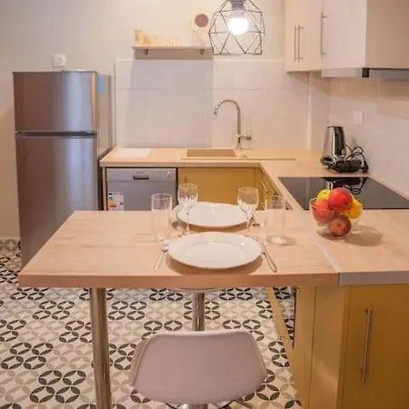 Stylish With Gorgeous Private Yard!