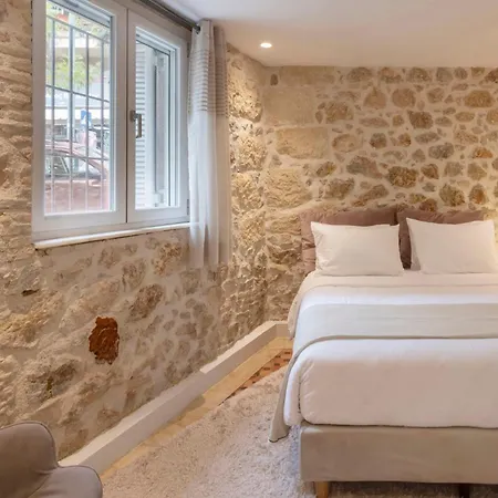 Apartament Acropolis Maisonette 3br 6ppl 15min Metro&museum Ateny