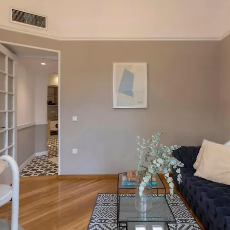 Acropolis Maisonette 3br 6ppl 15min Metro&museum Apartament Ateny