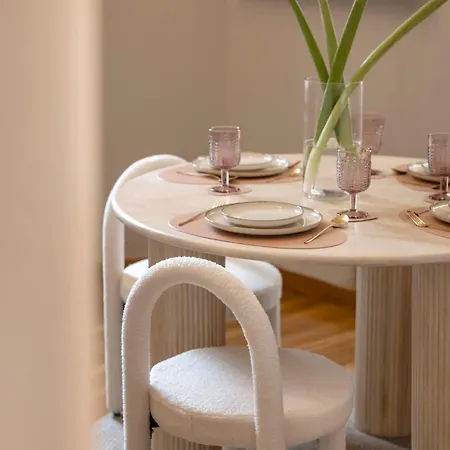 Acropolis Maisonette 3br 6ppl 15min Metro&museum * Ateny