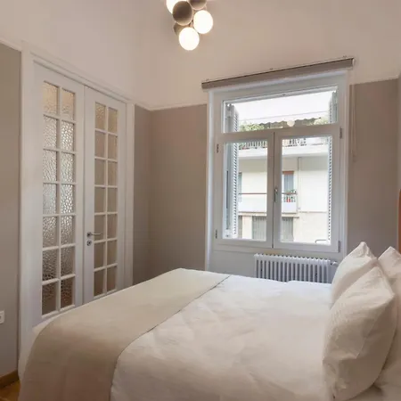 Acropolis Maisonette 3br 6ppl 15min Metro&museum * Ateny