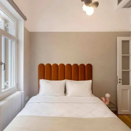 Apartament Acropolis Maisonette 3br 6ppl 15min Metro&museum *