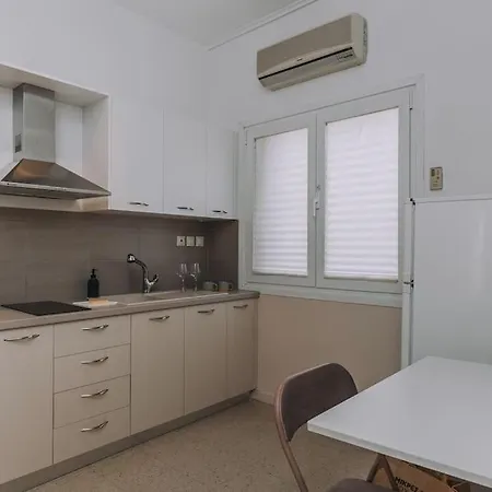 Sis Urban In Plaka,heart Of Apartment Athens