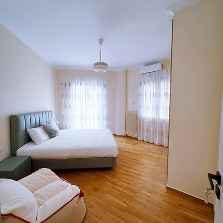 Contemporary Art Museum Apart Appartement *