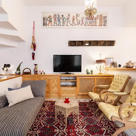Athenian Getaway In Plaka With Acropolis View By Athenian Homes Apartment