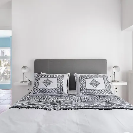Athenian Getaway In Plaka With Acropolis View By Athenian Homes Athens