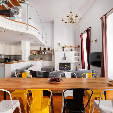 Athenian Getaway In Plaka With Acropolis View By Athenian Homes Appartement Athènes