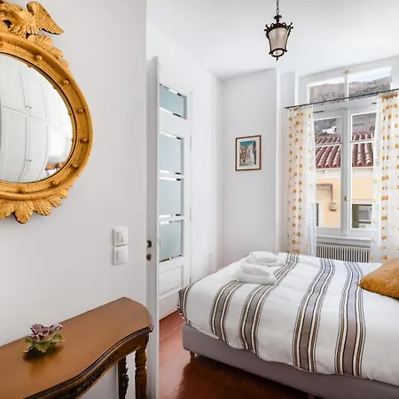 Apartment Athenian Getaway In Plaka With Acropolis View By Athenian Homes