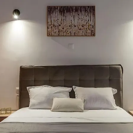 Apartment Modern And Cozy In The Heart Of *