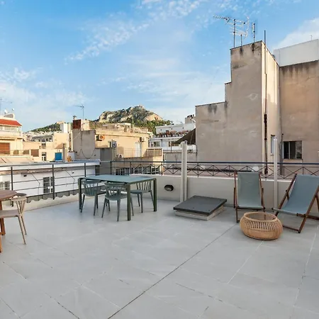 Limehome Solonos Center *