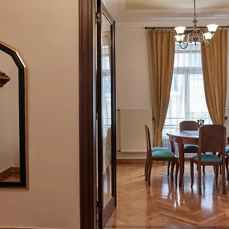 Stylish Luxury In Plaka דירה