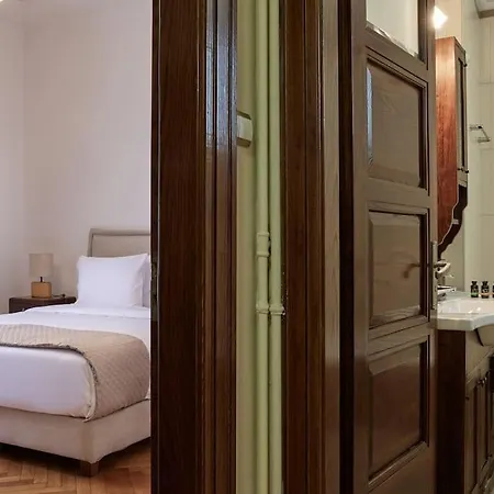Stylish Luxury In Plaka דירה