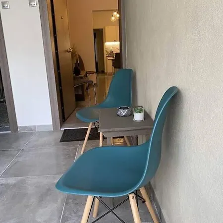 Apartment D & A House 150m From Chalandri Metro Station Athens