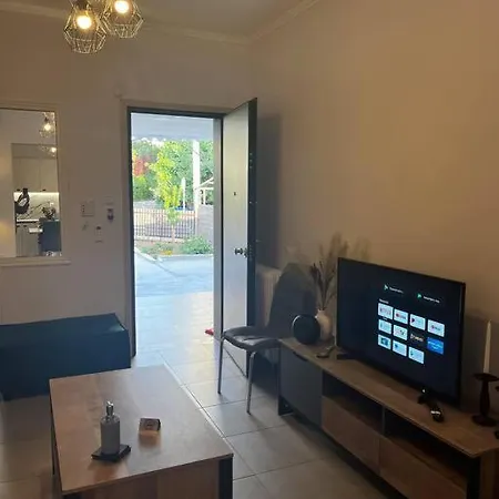 D & A House 150m From Chalandri Metro Station Apartment Athens