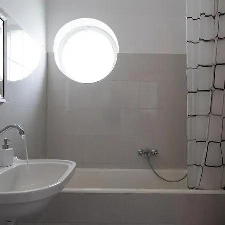 Central Green Apartments Atenas