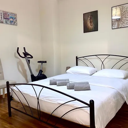Kallithea's Breeze Apartment Athens