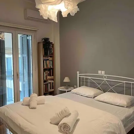 2bdr In Plaka-2 Mins Walk To Syntagma *