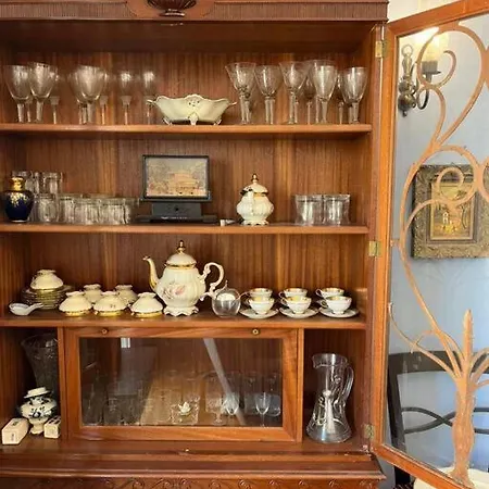 2bdr In Plaka-2 Mins Walk To Syntagma Apartment Athens