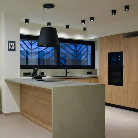 Apartment Urban Escape: A Trendsetting Getaway In