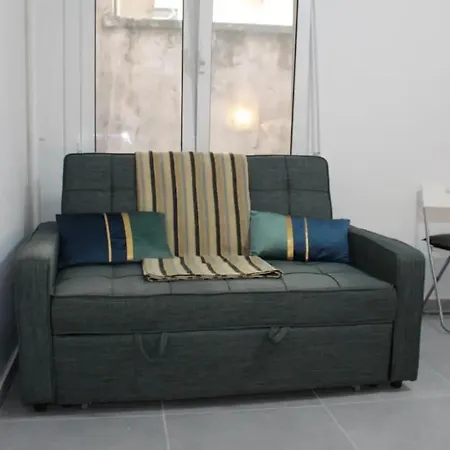 Cozy In Center