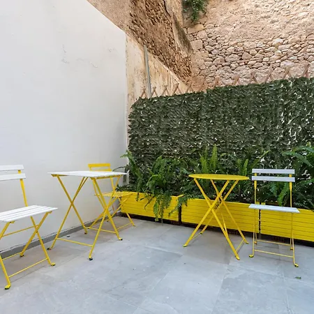 Koukaki Close To Acropolis 100mbps