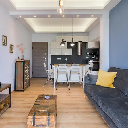 Stratum By Lobbysquare Apartment Athens