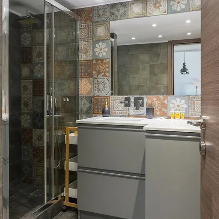 Stratum By Lobbysquare Apartment Athens