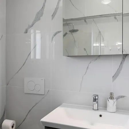 Apartment Charming 2 Bdrm Glyfada Getaway Athens