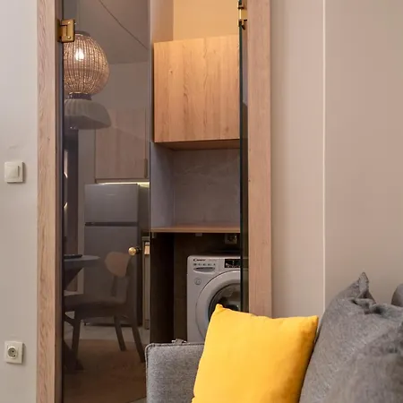 Ξενοδοχείο με διαμερίσματα Num & Lofts