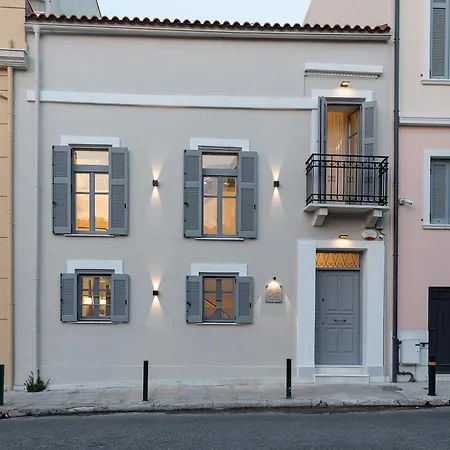 Maison 36 In The Center Of Psyri