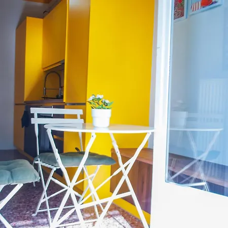 Διαμέρισμα Dinoulas Penthouse: Renovated Apt In The City Center Αθήνα