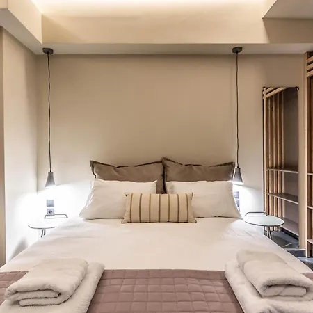 Acropolis View Apartment *