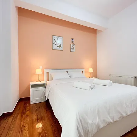 3 Bedroom Near Flisvos *