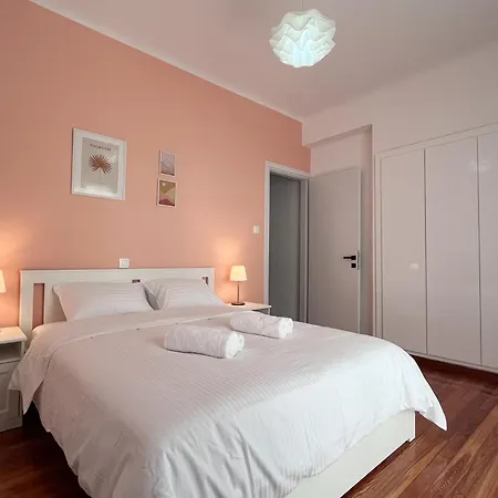 Appartement 3 Bedroom Near Flisvos Athènes