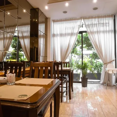 Athens City Hotel 3*