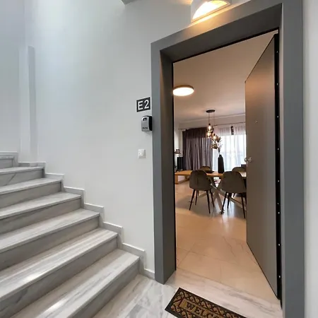 Urban Oasis In Ellinikon - Athenean Apartment Athen