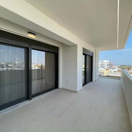 Urban Oasis In Ellinikon - Athenean Apartment *