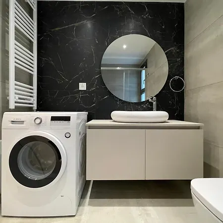Urban Oasis In Ellinikon - Athenean Apartment