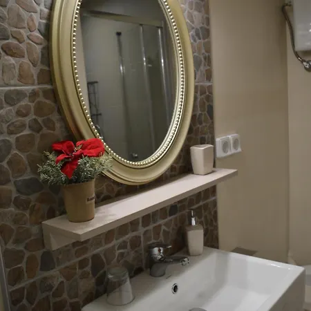 Classy Apt. Sokratous