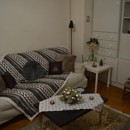 Apartment Classy Apt. Sokratous