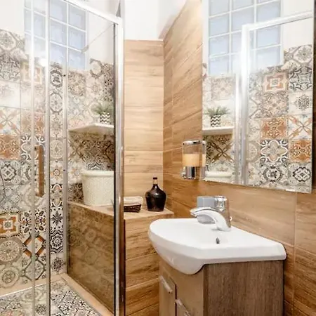 Apartment Brand New Modern Lux Close To Historical Center! *