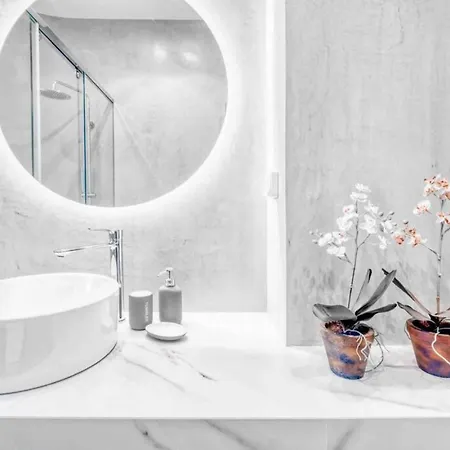 Comfortable Living In 2br Appartamento