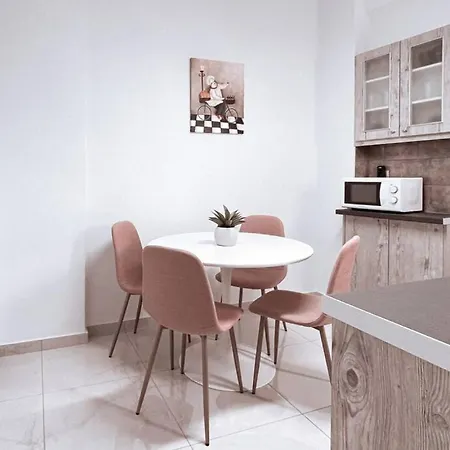 Penthouse - Amazing View In The Center Of Apartman *