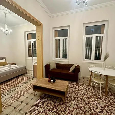 The Blue House Apart-hotel *